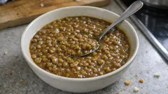 Čočka na kyselo jako od babičky: jednoduchý postup s cibulovou jíškou