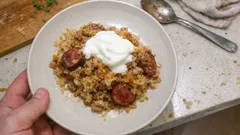 Sedmihradské zelí z jednoho pekáče: s mletým masem, rýží a zakysanou smetanou