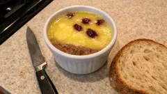 Domácí játrová paštika z kuřecích a krůtích jater – hladká a jemná