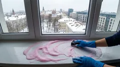 Jak ekonomicky vrátit parapetu bělost za 5 minut bez použití chemikálií