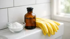 Jedlá soda a peroxid vodíku: jednoduchý trik na spáry, skvrny i zašlou koupelnu