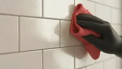 Domácí prostředek pro lesk koupelnových obkladů bez použití agresivních chemikálií