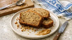 Vláčný banánový chlebíček z přezrálých banánů – bez zbytečných kroků