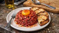 Poctivý hovězí tatarák jako z vinárny: rychlý recept a dochucení podle chuti