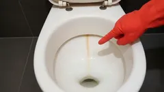 Tento žlutý pruh zná každý, ale ne každý zná jednoduchý způsob, jak se ho zbavit