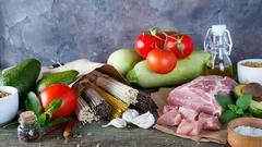 Víte, který jediný potravinový produkt byste měli po čtyřicítce vyřadit z jídelníčku – a proč?