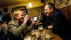 Historka: V hospodě mi kamarád ukázal fotku a já se pak ráno lekl zrcadla