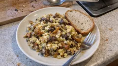 Smaženice s krupičkou: jednoduchý trik, díky kterému není vodnatá