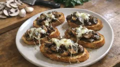 Houbové crostini s mozzarellou: teplé jednohubky hotové za chvíli